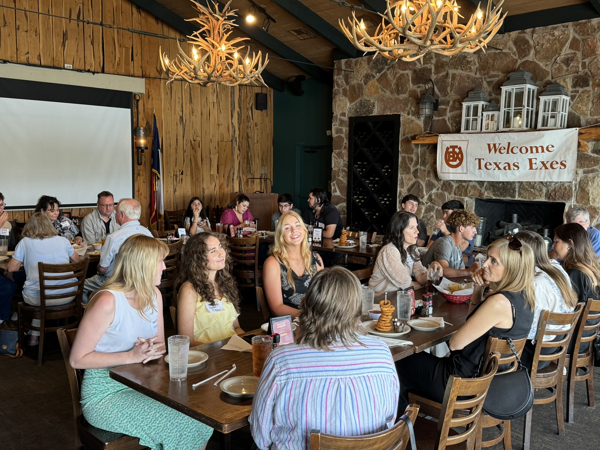 Scholarship winners, families, and Texas Exes Mingle